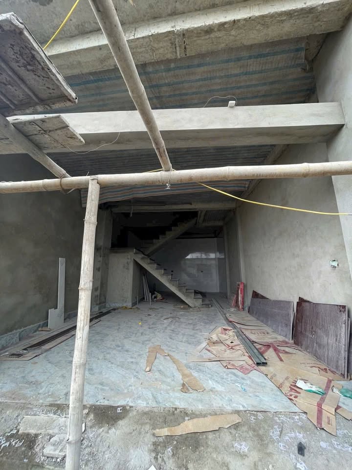 Nhà 3 tầng đường Tân Hùng, phường Hưng Dũng, TP Vinh 53m² giá 3.8 tỷ - Bán gấp, nội thất đầy đủ!