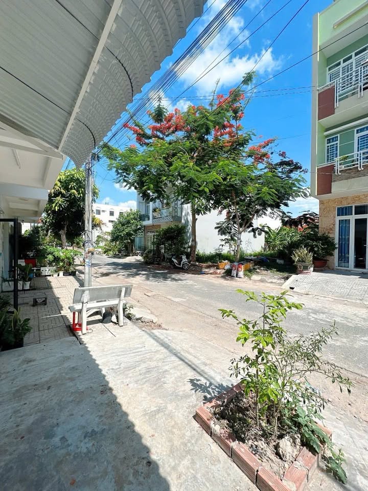 Phòng trọ KDC Hưng Phú Cần Thơ 25m² giá 1,8 triệu - An ninh tốt, gần chợ và trường học!