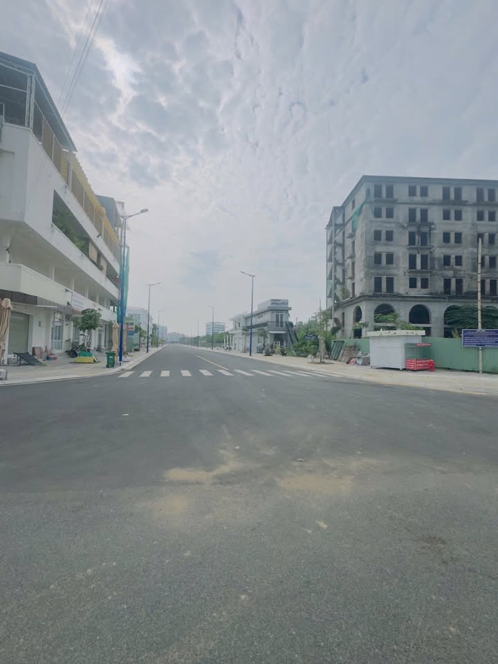 Đất mặt tiền Long Hải 324m² giá 10 tỷ - Thương lượng ngay!