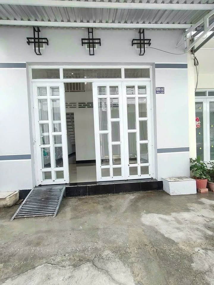 Nhà hẻm 699/16 Mạc Cửu Rạch Giá 40m² giá 700 triệu - Nhà cho thuê có thu nhập ngay!