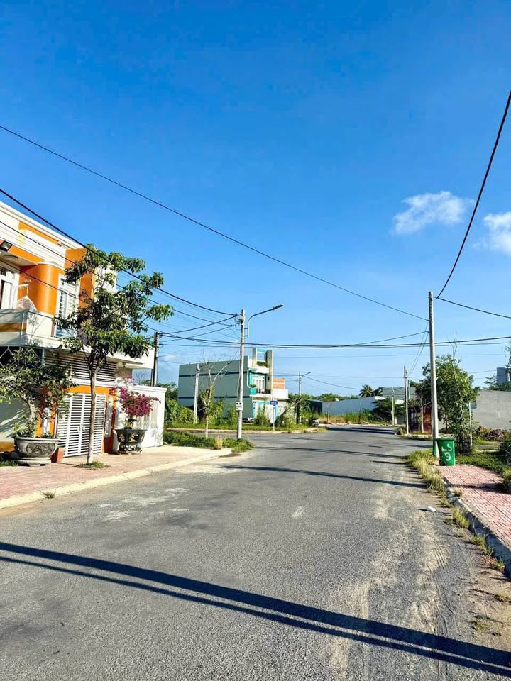 Đất mặt tiền trục chính D2, phường Trường An, 95m² giá 1.75 tỷ - Cơ hội đầu tư tuyệt vời!