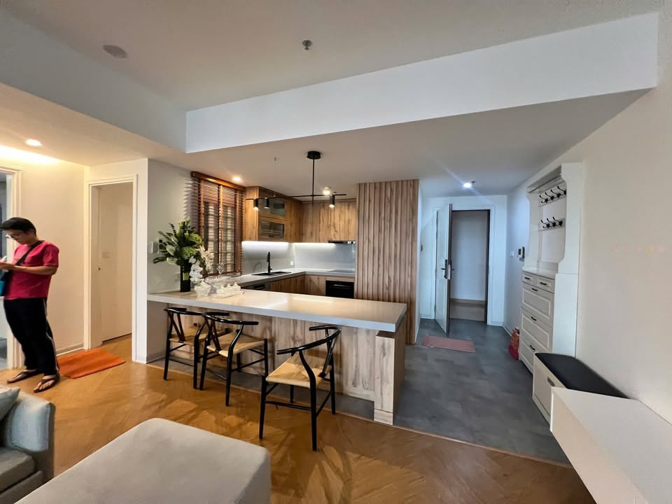 Căn hộ 3 phòng ngủ Royal City 121m² - Full nội thất chỉ cần dọn vào ở!