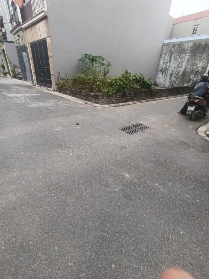 Lô Góc Đẹp Thôn Hậu Dưỡng Kim Chung 70m² - Thanh Khoản Tốt, Giao Dịch Ngay!