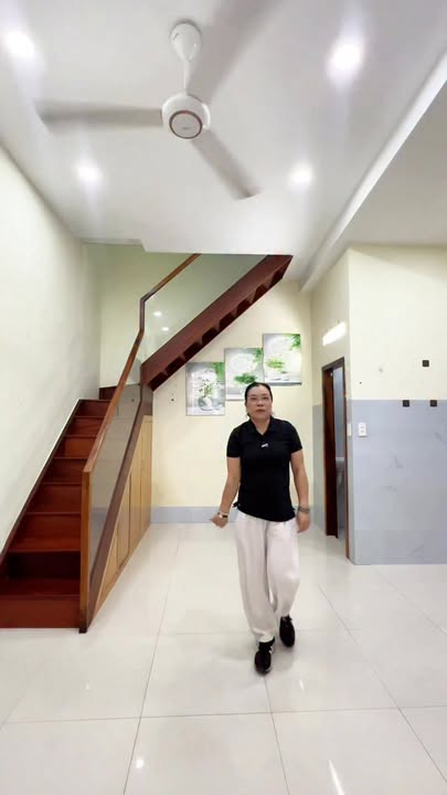 Nhà riêng Phạm Văn Hai, P.3, Q.Tân Bình - 28m² giá chỉ 4.4 tỷ - Tiện di chuyển!