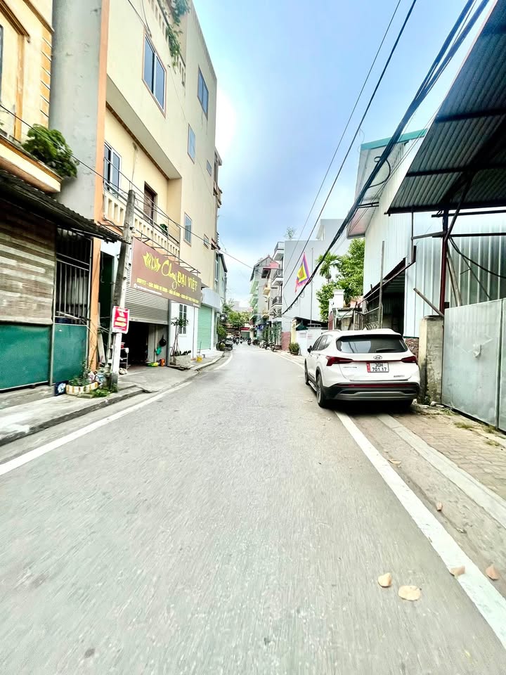 Nhà phố Trịnh Văn Bô, Nam Từ Liêm 42m² giá 5.5 tỷ - Đầu tư sinh lời ngay!