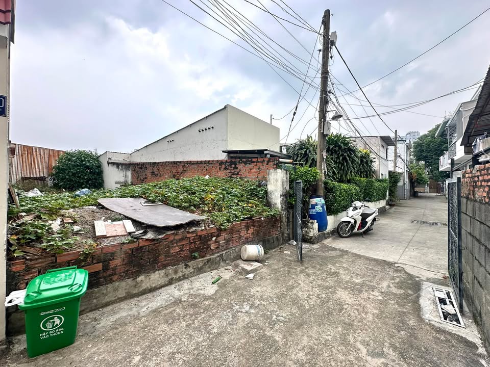 Đất thổ cư 62m² hẻm xe hơi Hoàng Diệu 2 Thủ Đức giá 3.99 tỷ - Cơ hội đầu tư tuyệt vời!