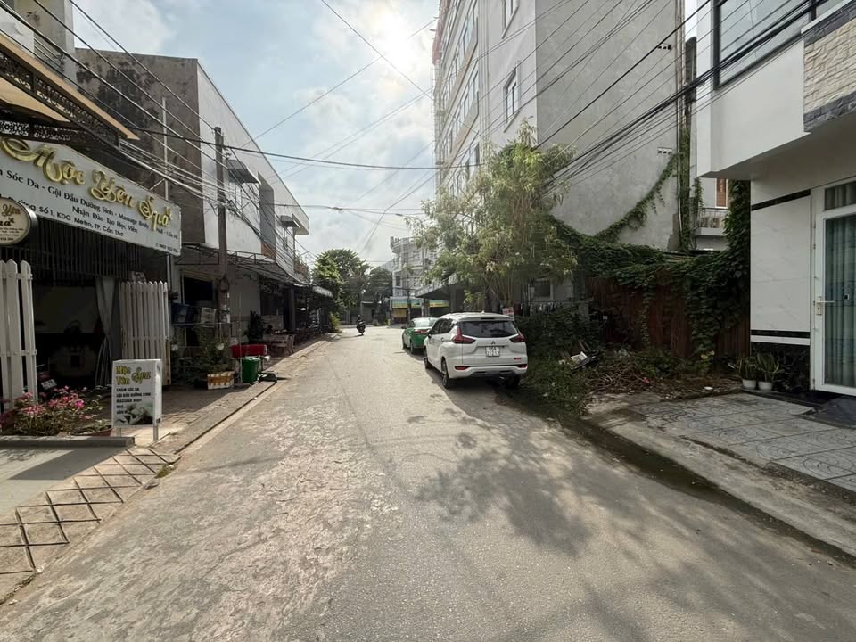 Nhà trệt lầu KDC Metro Cần Thơ 74.9m² giá 5.2 tỷ - Thổ cư hoàn công chuẩn!