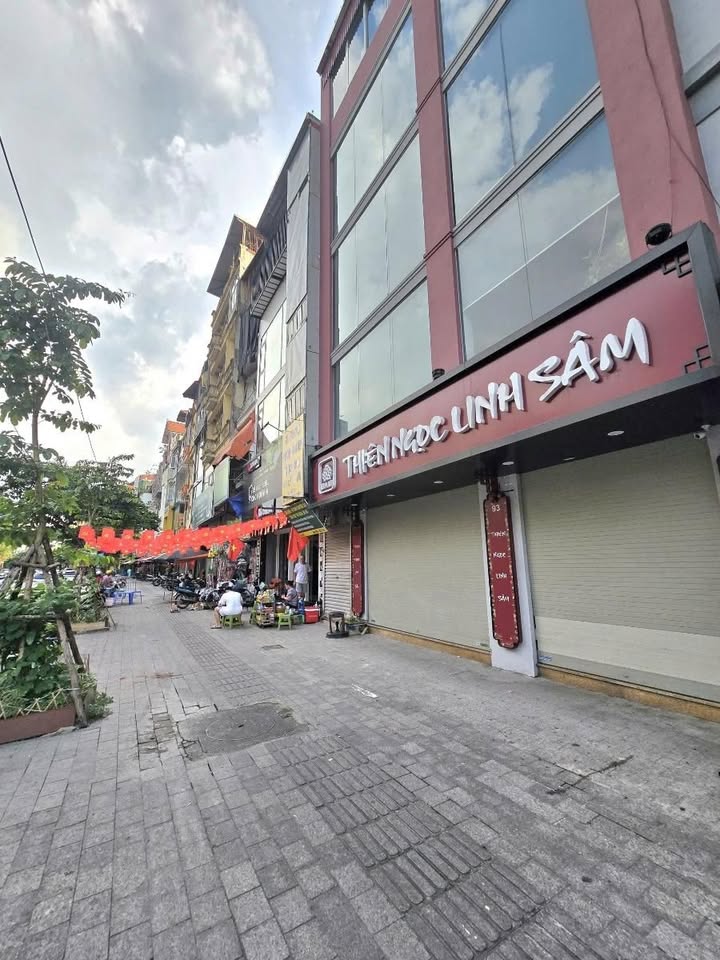 Đất mặt phố Huỳnh Thúc Kháng, Đống Đa 150m² - Tiềm năng tăng giá cao!