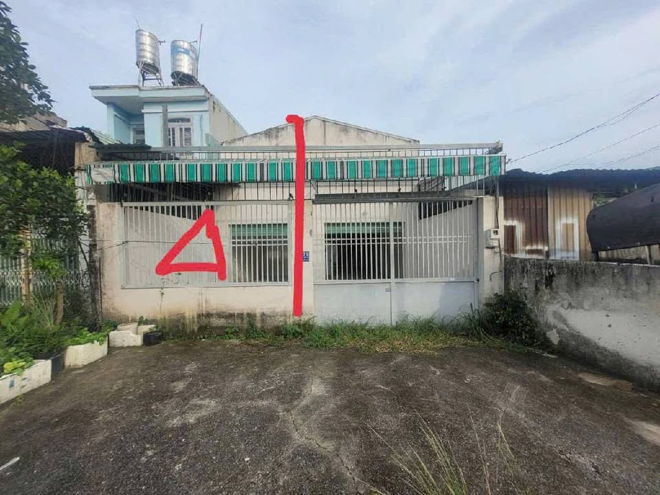 Kho xưởng 2 tầng hẻm ô tô Thạnh Xuân 69m² giá 4.x tỷ - Sổ hồng chính chủ giao nhanh!