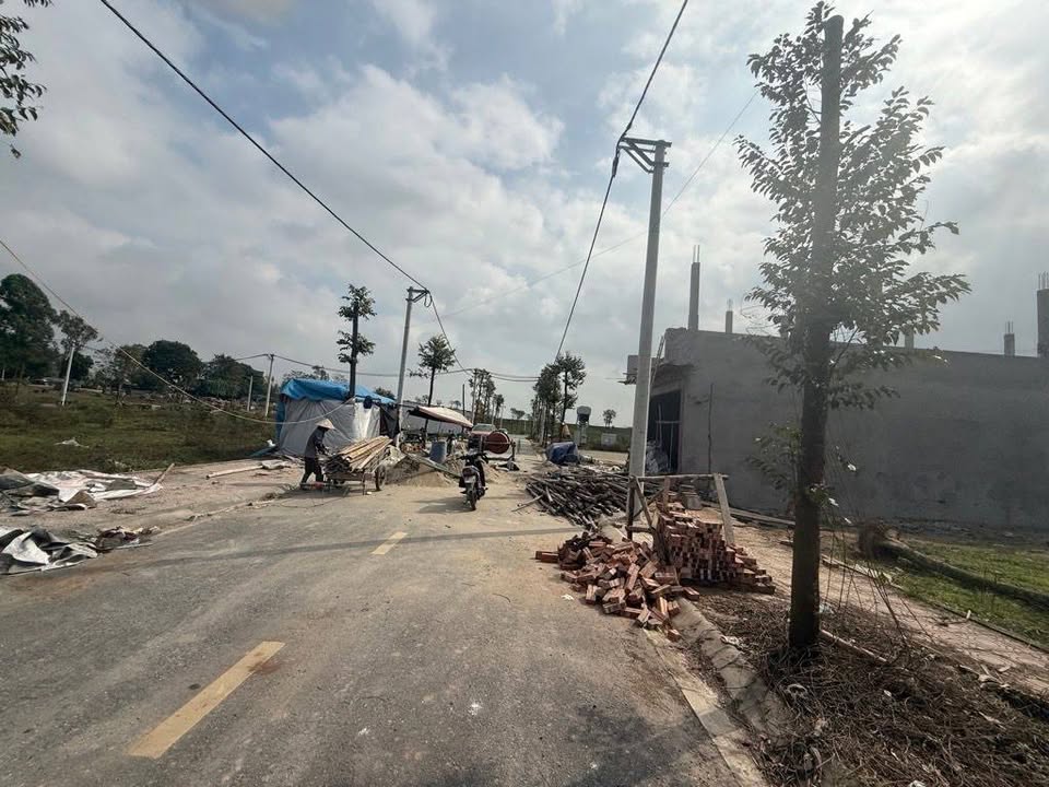 Đất phân lô Nại Châu, Yên Lãng, Mê Linh 100m² - Lô góc 2 mặt thoáng, đầu tư sinh lời!