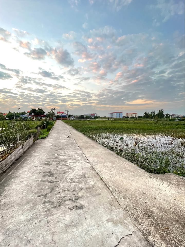 Nhà riêng cho thuê tại Hoa Động, Thủy Nguyên 60m² giá 2.5 triệu - Đường rộng ô tô đỗ cửa!