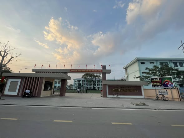 Đất nền Tân Tiến, Bắc Giang 84m² giá 8.6 tỷ - Sổ đỏ chính chủ, xây dựng tự do!