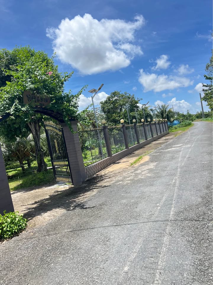 Bán Farm du lịch sinh thái tại Phong Điền, Cần Thơ 3.024m² - Đầu tư tiềm năng với giá 14 tỷ!