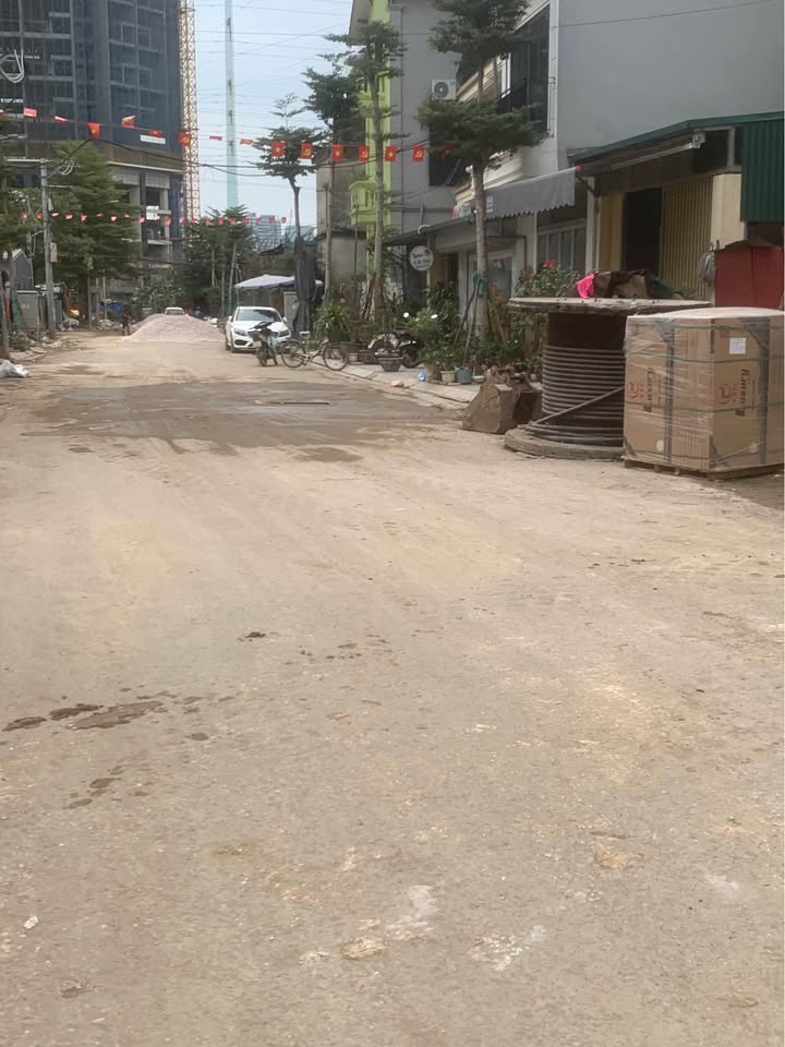 Nhà phố An Dương Vương Bắc Từ Liêm 56m² - Ô tô vào tận nhà, xây chung cư mini ngay!