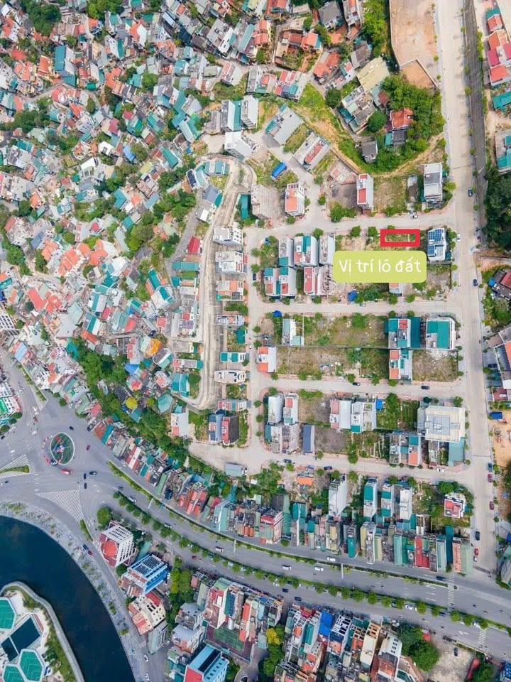 Đất liền kề Đồi Ngân Hàng, Hạ Long 85m² giá 7 tỷ - Hướng Bắc, vị trí đẹp!