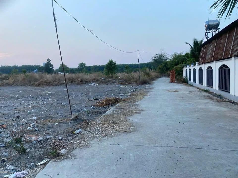 Đất nền Chơn Thành 165m² giá 650 triệu - Vị trí đắc địa, thuận tiện giao thông!