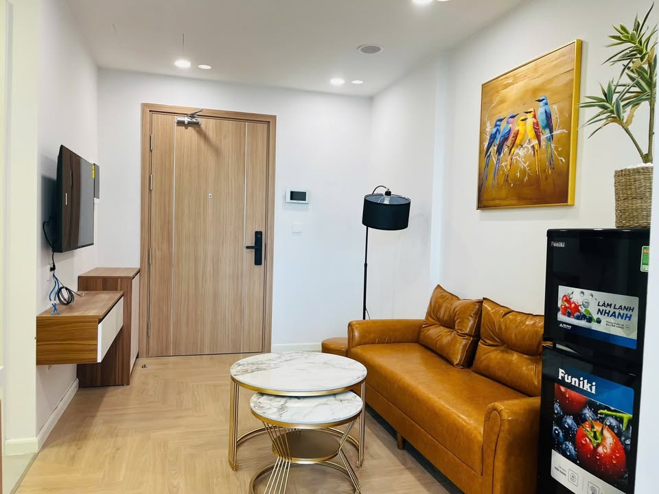 Căn hộ cho thuê tại Đường Láng, 90m² giá chỉ 14 triệu - Sẵn sàng vào ở ngay!