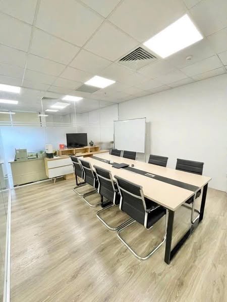 Văn phòng cho thuê tại Lê Văn Lương, Thanh Xuân 60m² - An ninh 24/7, giá tốt!