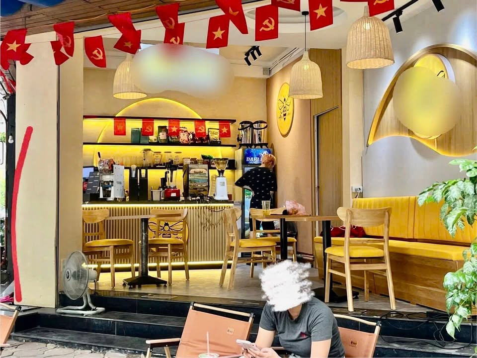 Quán cà phê cho thuê tại đường Nguyễn Viết Xuân, Hà Đông 35m² - Vỉa hè rộng rãi, giá 10 triệu/tháng!