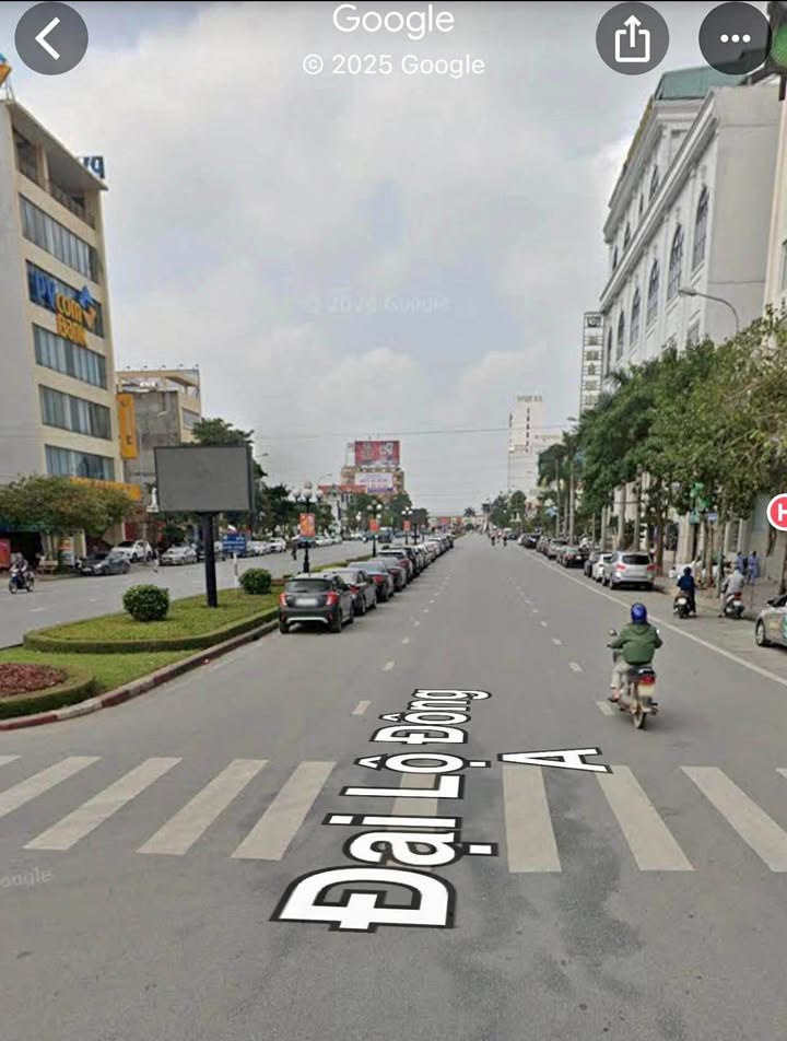 Bán toà nhà FrontHouse 5 tầng mặt đường Đông A, Nam Định - Diện tích 240m², giá thỏa thuận!