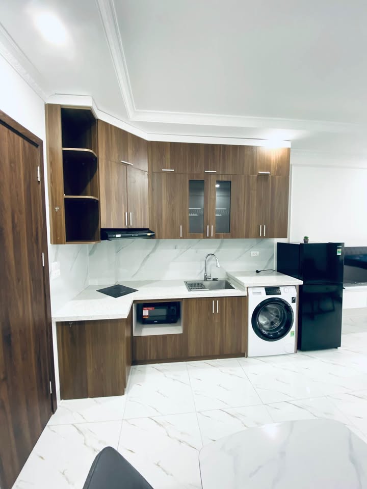 Phòng trọ 1K1N tại 189 Hoàng Hoa Thám, quận Ba Đình - Full nội thất, thoáng mát