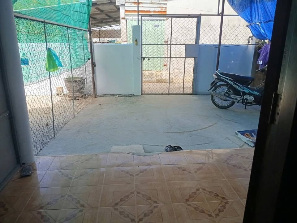 Nhà cho thuê hẻm Lương Văn Năm, Phan Thiết 90m² - Nhà mới, an ninh tốt!