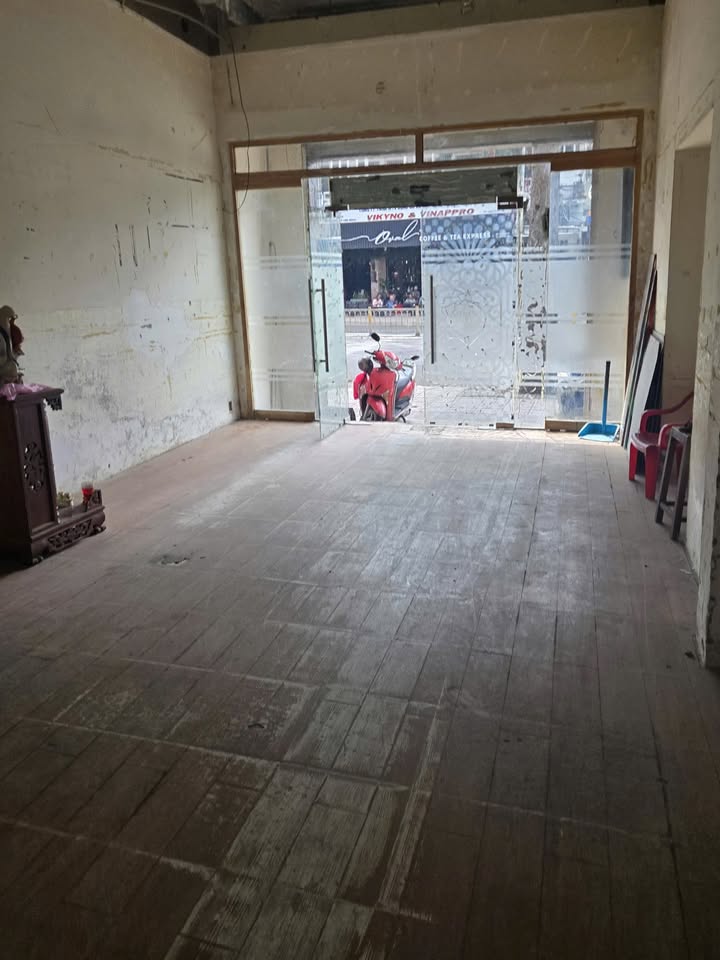 Nhà cho thuê CHDV Trần Hưng Đạo, Quận 5, 80m² - Kinh doanh thuận lợi!