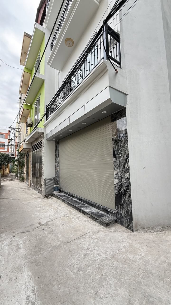 Nhà phố Hoàng Quốc Việt, Tây Hồ, 52m², giá 20 tỷ - Kinh doanh đỉnh cao!