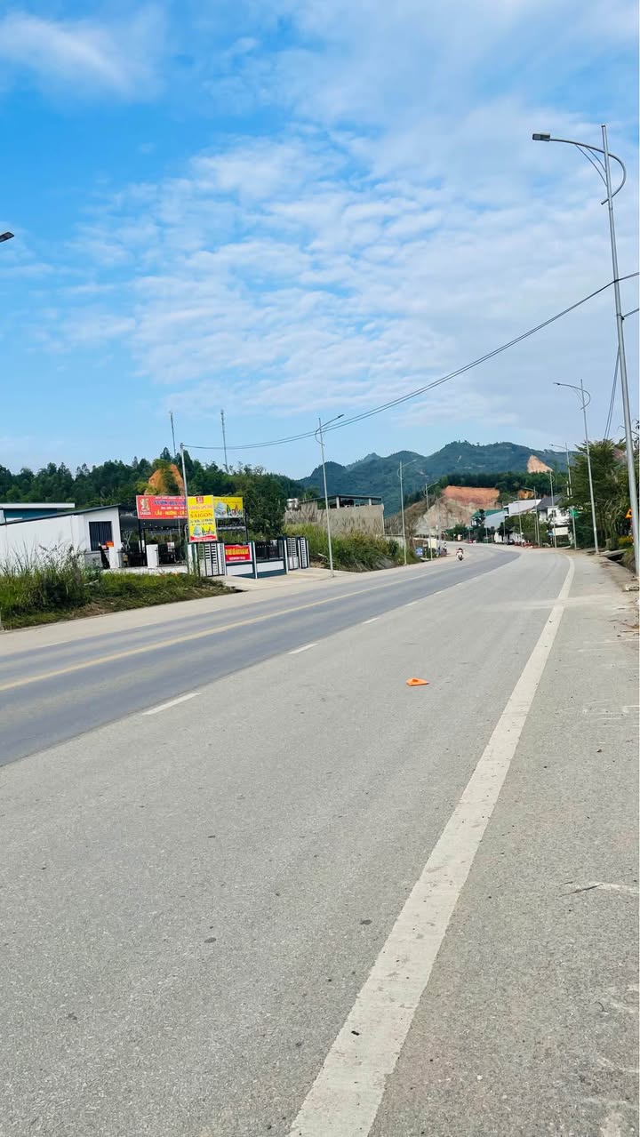 Đất Nông Tiến Tuyên Quang 108m² giá 2 tỷ - Vị trí đẹp, thuận lợi kinh doanh!