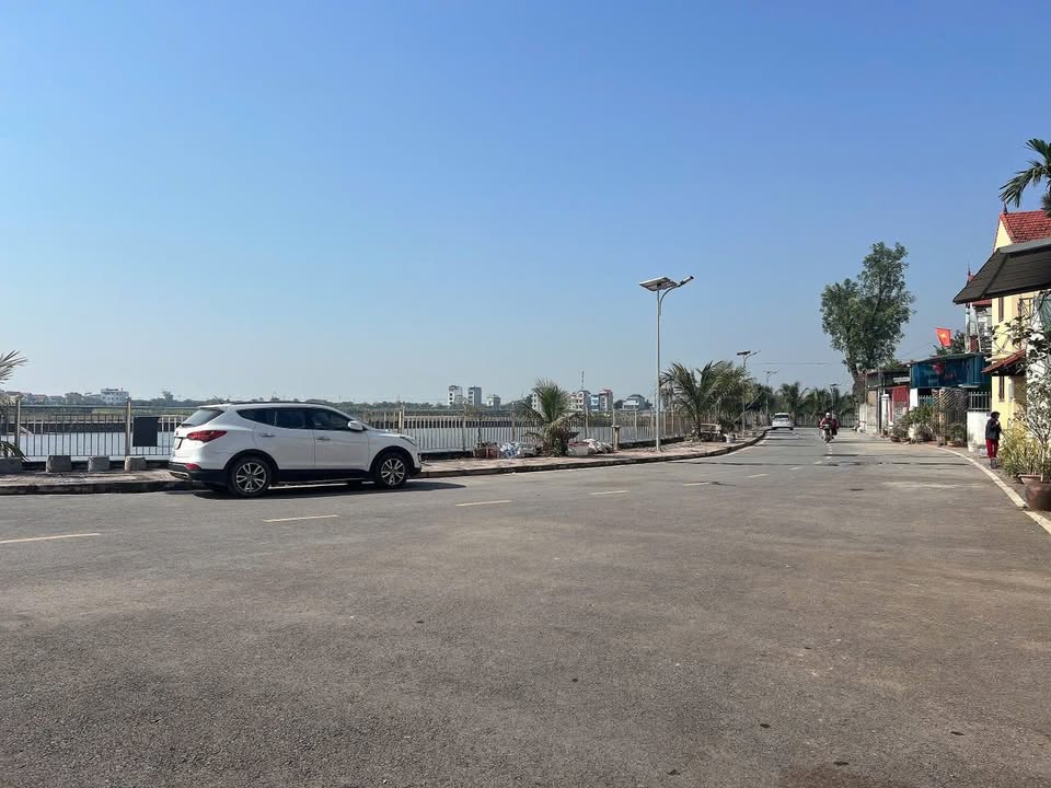 Căn hộ Đan Phượng 52m² giá 3 tỷ - Lô góc thoáng mát, gần hồ điều hòa!