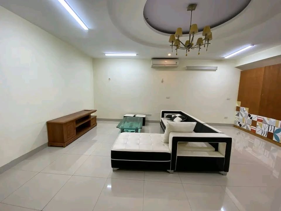 Căn hộ chung cư Skylight Minh Khai 200m² giá 6 tỷ - Không thể bỏ lỡ!