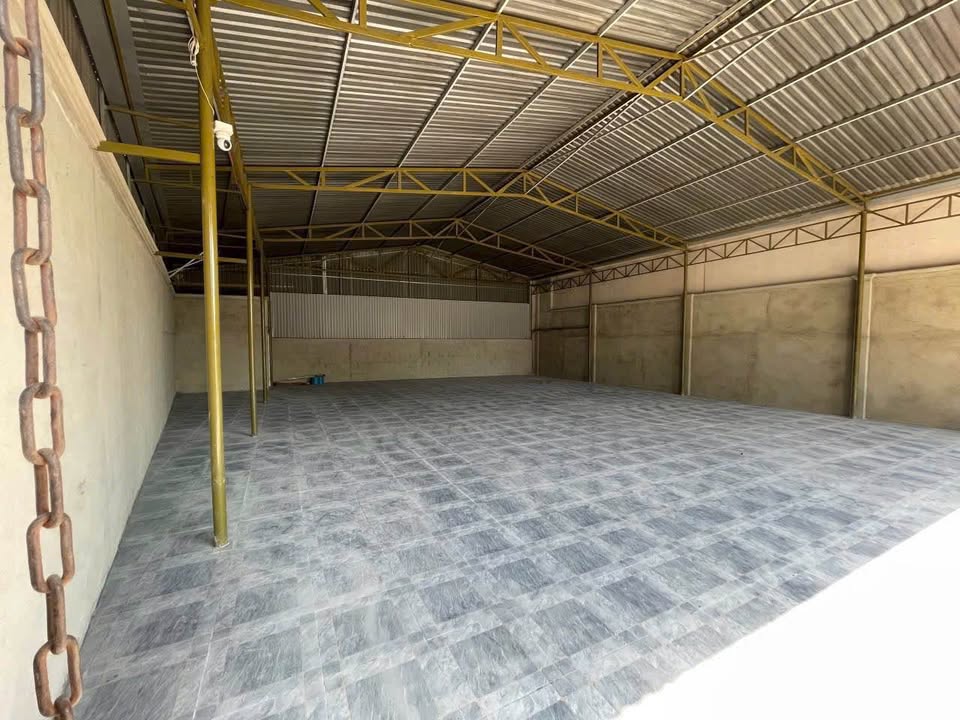 Kho cho thuê mặt tiền Quốc Lộ 1A Diên Khánh 218m² - Giao thông thuận tiện!