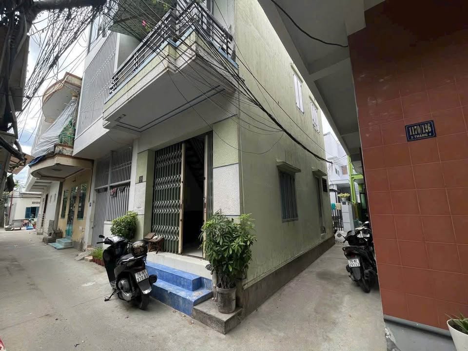 Nhà góc 2 mặt tiền Vạn Thắng Nha Trang 28.4m² giá 2.8 tỷ - Đáng đầu tư ngay!