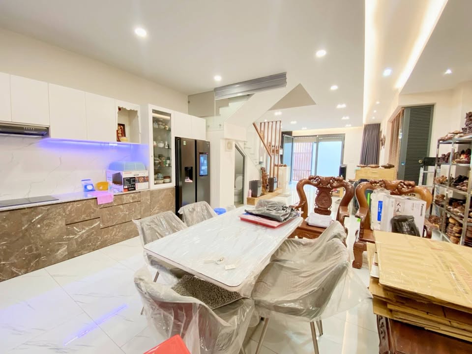 Biệt thự mini hẻm 8m Nguyễn Quý Yêm An Lạc 90m² giá 7 tỷ - Full nội thất cao cấp!