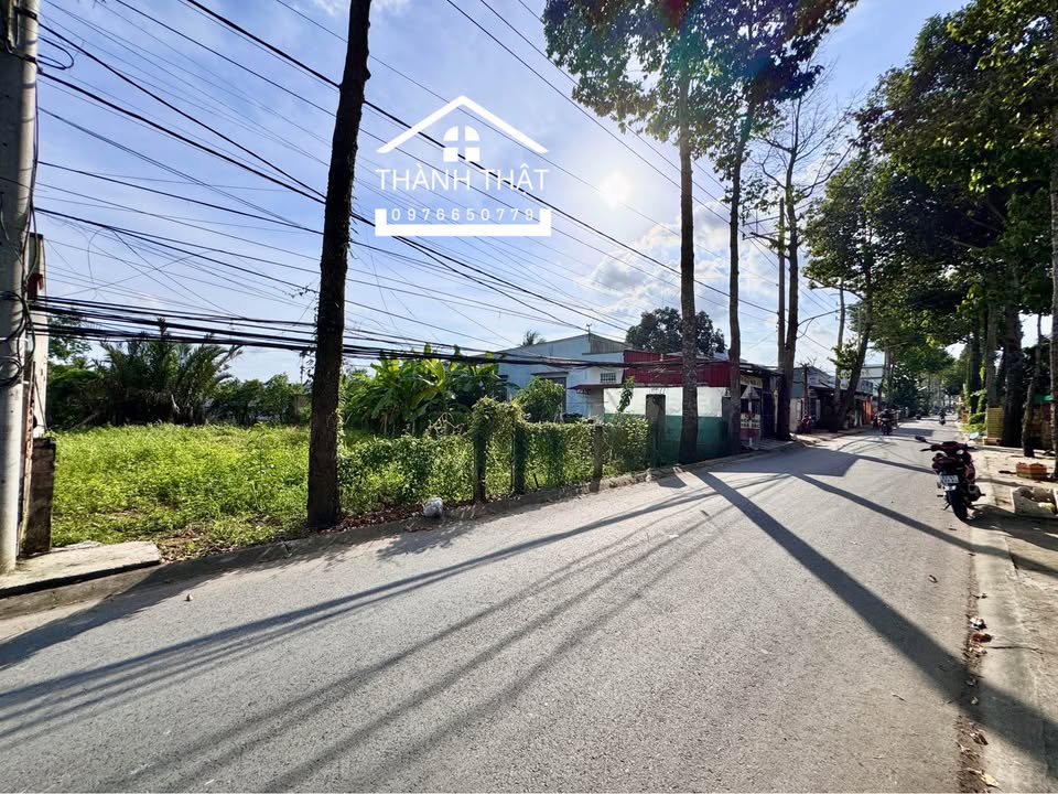 Đất nền mặt tiền đường Trần Văn Hiển 97m² giá 2 tỷ - Vị trí đắc địa gần trung tâm!