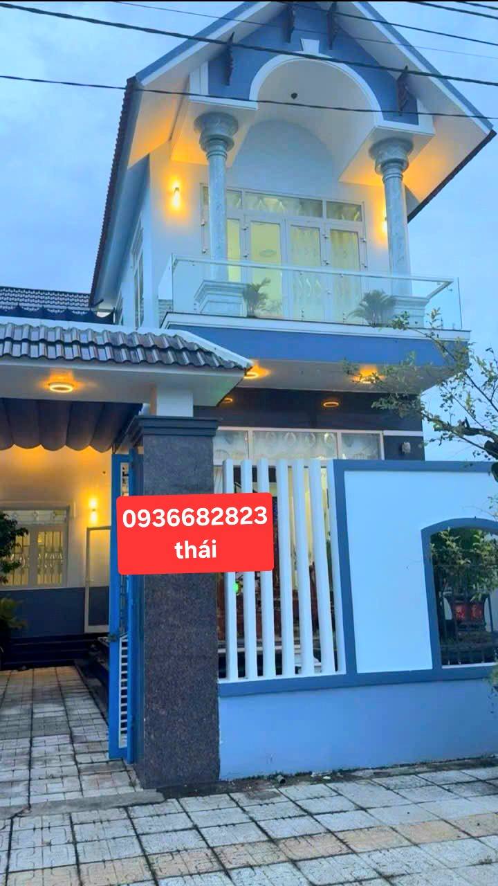 Nhà 2 lầu La Hà Quảng Ngãi 220m² giá 4.9 tỷ - Dọn vào ở ngay đón Tết!
