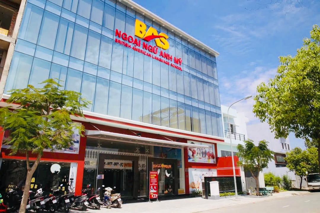 Shophouse trung tâm ngoại ngữ BAS Bến Lức 800m² giá 27 tỷ - Sổ hồng chính chủ!