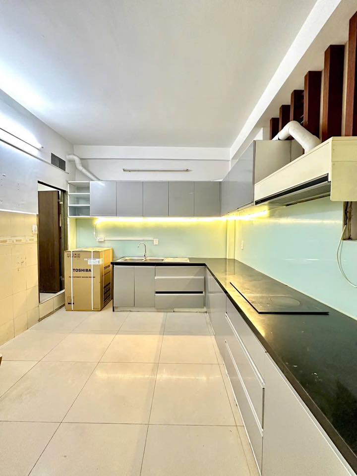 Nhà cho thuê Phú Nhuận 140m² giá 30 triệu - Lợi nhuận 25 triệu/tháng!