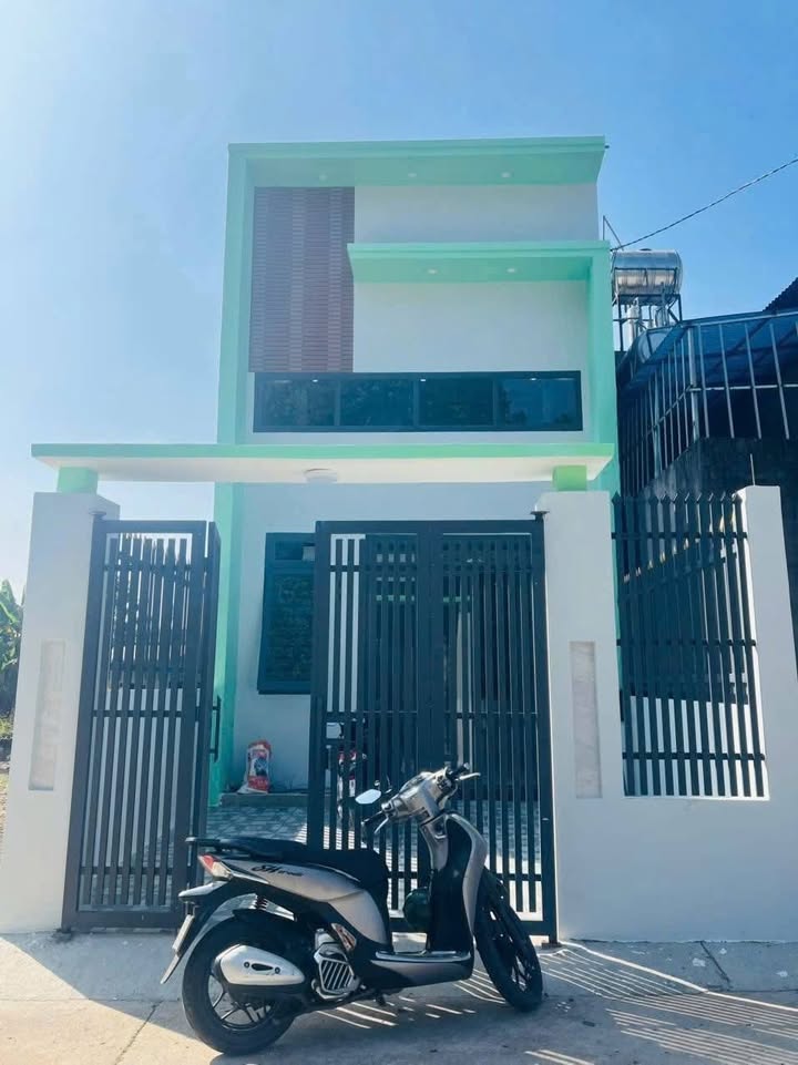 Nhà phố Giang Điền 115m² giá 1.7 tỷ - Sổ đỏ chính chủ, đường thông thoáng