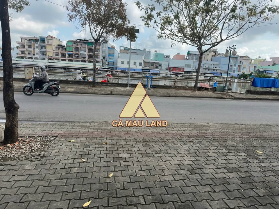 Nhà cấp 4 mặt tiền đường Trương Phùng Xuân, Cà Mau 168m² giá 3 tỷ - Kinh doanh thuận lợi!