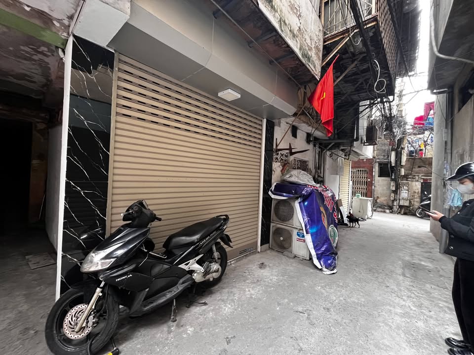 Căn hộ tập thể tầng 1 phố Khương Thượng 50m² giá 3.5 tỷ - Ô tô đến cửa ngay!