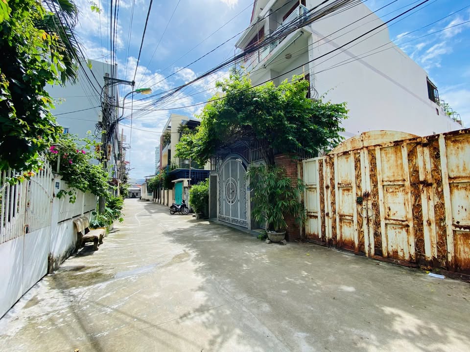 Lô đất vàng Nha Trang 137m² giá 6.8 tỷ - Cách biển chỉ 200m!