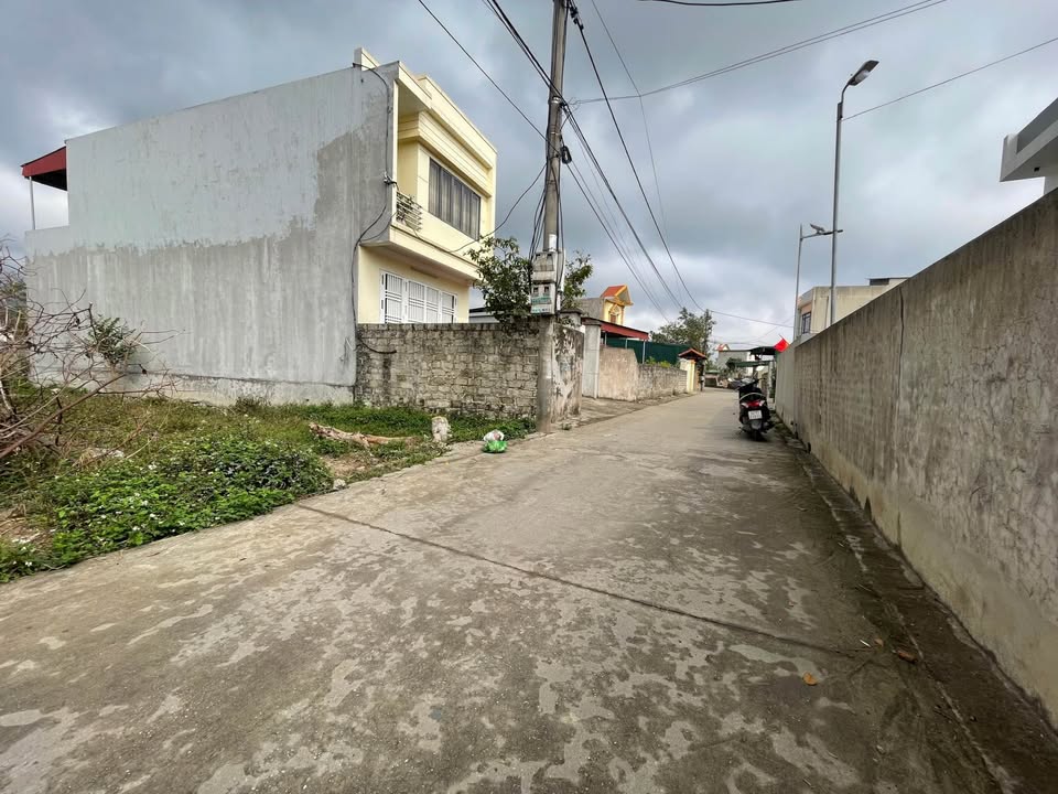 Đất nền ngõ 137 Bãi Dài, Quảng Yên 75m² giá 900 triệu - Đường ô tô vào tận đất!