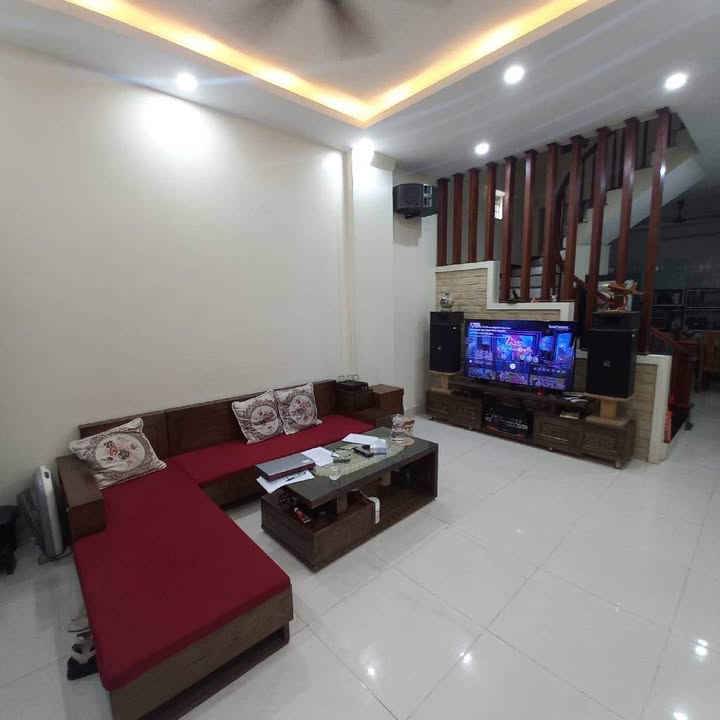 Nhà riêng Đình Thôn, Mỹ Đình 60m² giá 12 tỷ - Vị trí vàng, tiện ích đầy đủ!