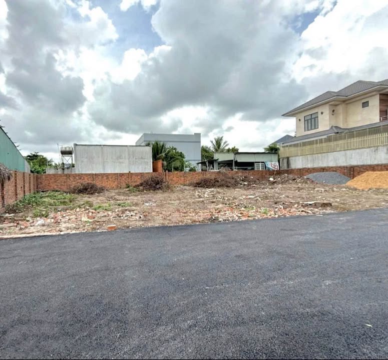 Đất Thủ Dầu Một Phú Mỹ 60m² giá 2 tỷ - Nở hậu, vị trí đẹp!