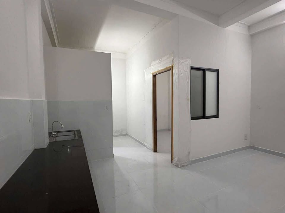 Nhà mặt tiền Hiệp Phú Quận 9 diện tích 93m² giá 8 tỷ - Kinh doanh đắc địa!