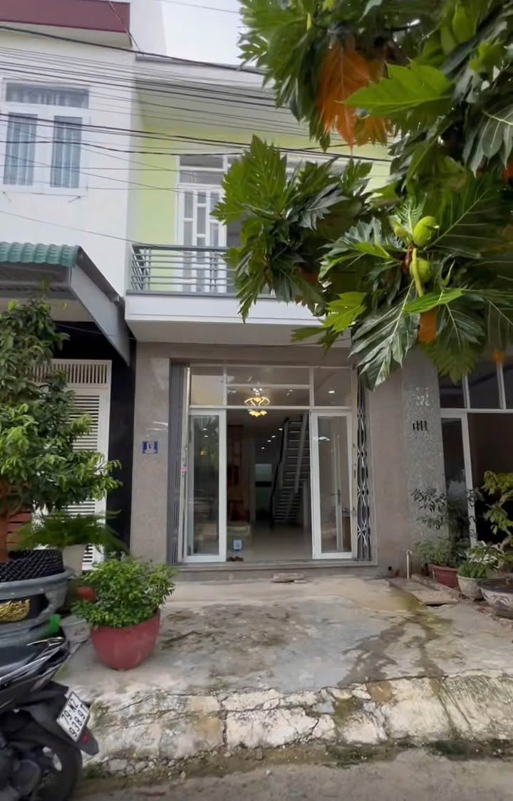 Nhà bán Đinh Đức Thiện, Bình Chánh 50m² giá 800 triệu - Sổ hồng riêng, chính chủ!