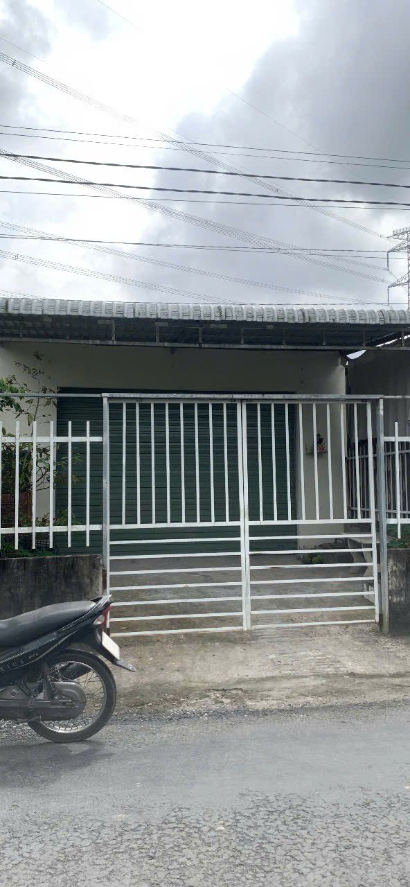 Nhà cấp 4 mặt tiền Lộ 909, Ngãi Tứ, 124m² giá 1.2 tỷ - Cơ hội vàng cho gia đình bạn!