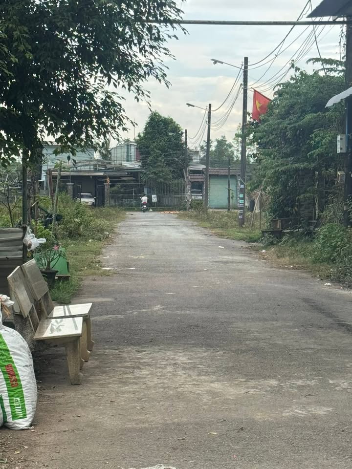 Đất thổ cư Long Phước 115m² giá 1 tỷ - Giao thông thuận tiện!