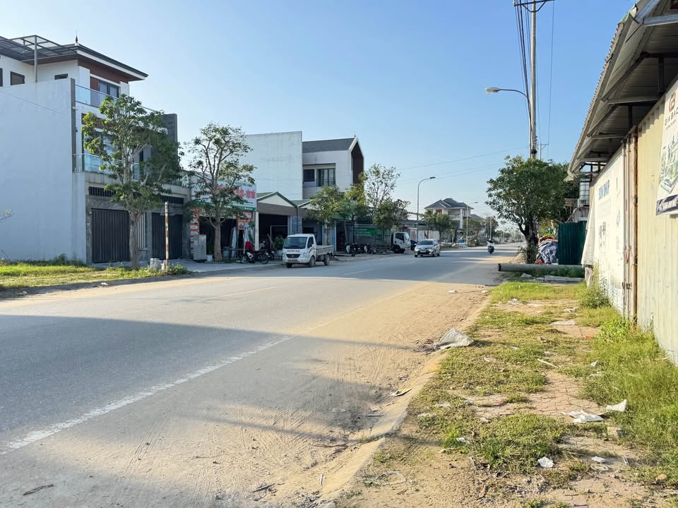 Đất đẹp 2 mặt đường tại Hưng Lộc, Vinh 100.6m² giá 2.9 tỷ - Cơ hội đầu tư sinh lời!